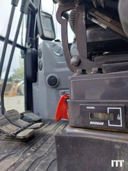 Excavadora Doosan DX35Z - 5