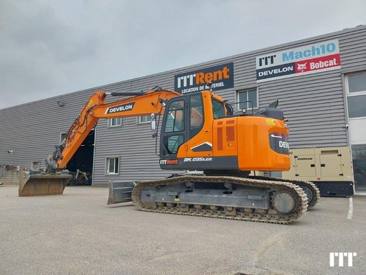 Excavadora de cadenas Doosan DX235LCR-7 - 1
