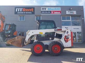 Minicargadora Bobcat S450 - 3