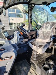 Manipulador telescópico Bobcat TL38.70HF AGRI - 11