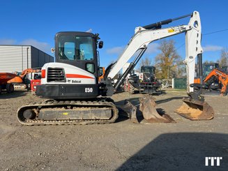 Excavadora Bobcat E50 - 1