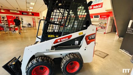 Minicargadora Bobcat S70 - 1