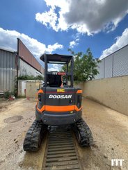 Excavadora Doosan DX27Z - 2