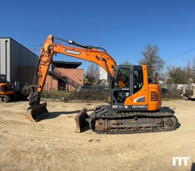 Excavadora de cadenas Doosan DX140LCR-5 - 1